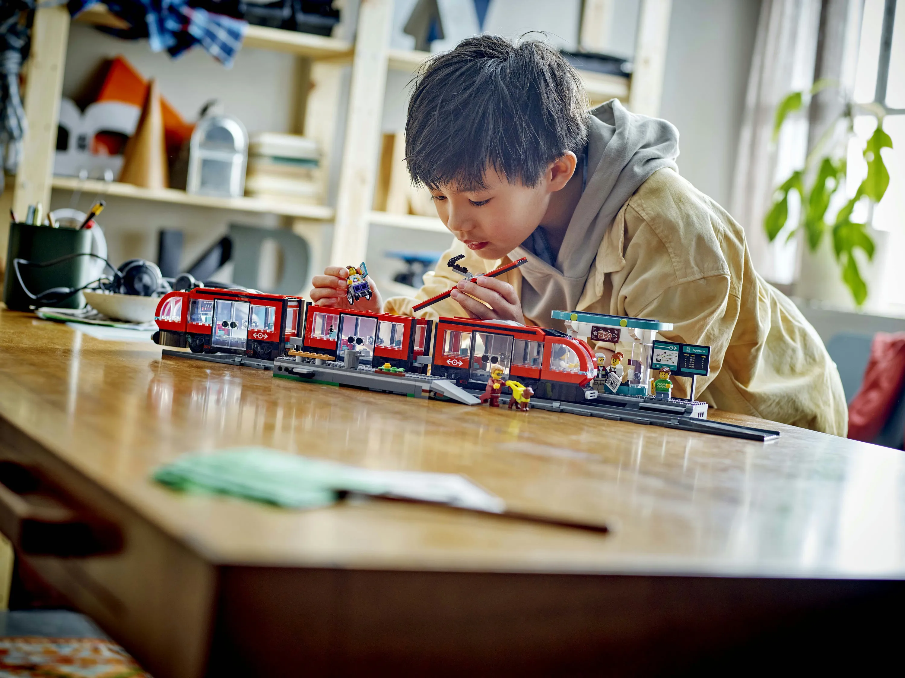 LEGO City Central City Express Sp&aring;rvagnsh&aring;llplats 60423