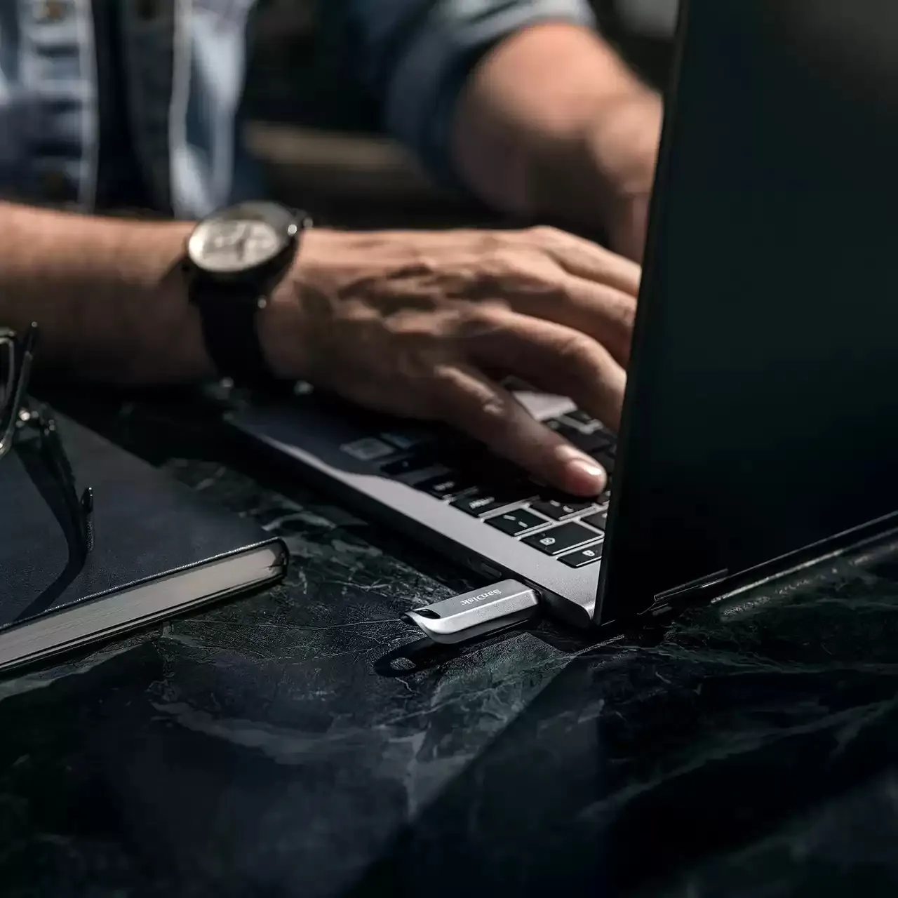 SanDisk Ultra Luxe USB-C 3.2 Gen 1 512GB memory stick, Silver