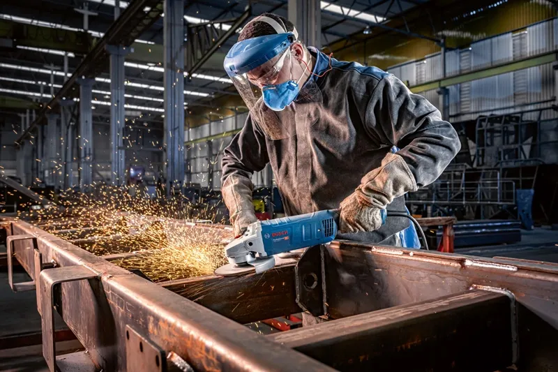 Bosch GWS 2400 J Professional -kulmahiomakone