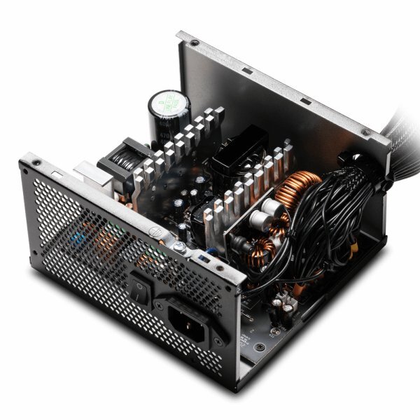 ADATA XPG PYLON 550W - PSU, 80 Plus Bronze