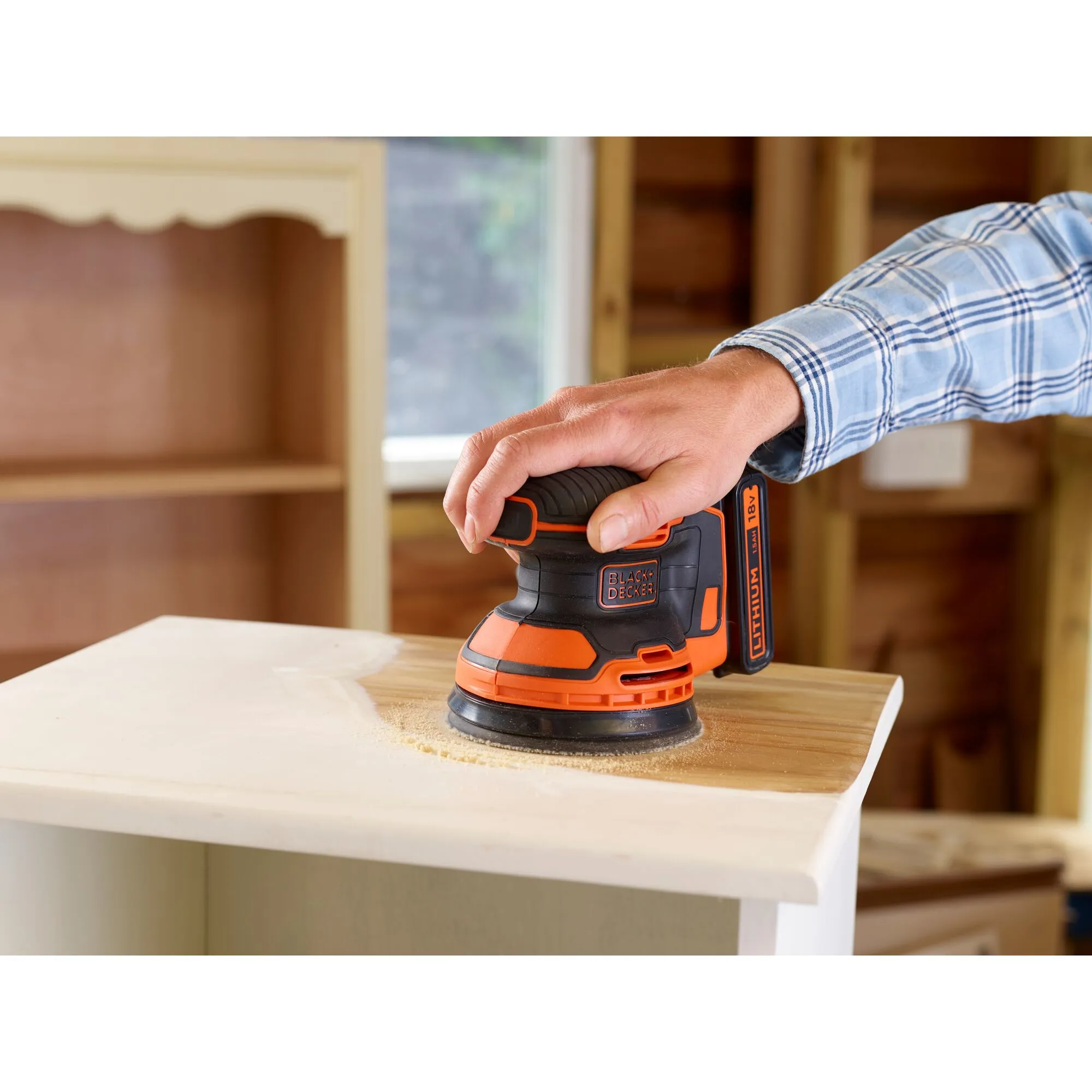 Black&amp;Decker Battery Orbital Sander BDCROS18N-XJ - without battery charger, carton