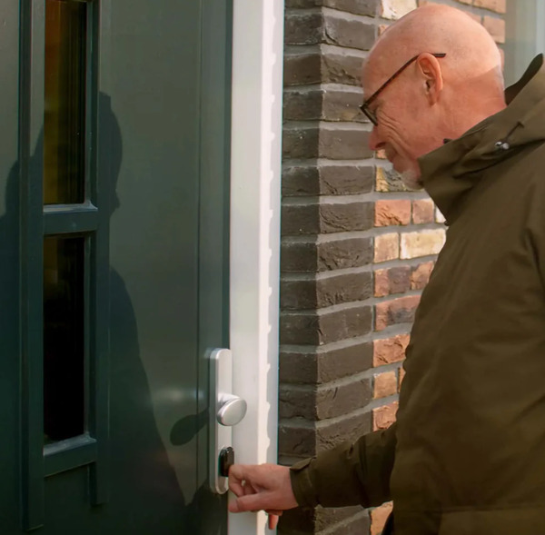 Shelly LOQED Touch Smart Lock - Stainless Steel&nbsp;