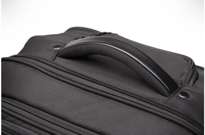 Kensington Contour&quot; 2.0 Pro Overnight Laptop Spinner  17