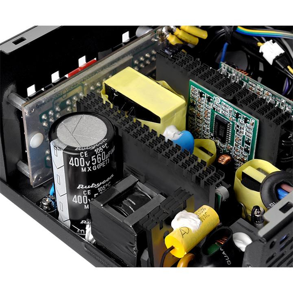 Thermaltake ToughPower Grand RGB 650W - PSU, 80 Plus Gold