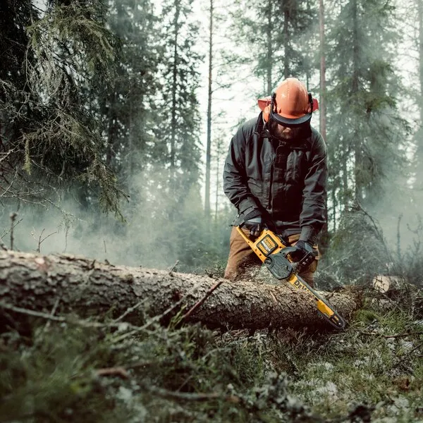 DeWALT DCM575N - chainsaw battery