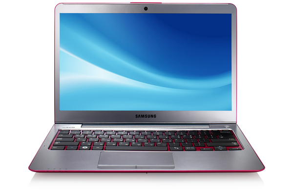 SAMSUNG NP535U3C A6-4455M 13.3inch SuperBright 300nit HD AR 4GB 500GB 5.4k AMD Radeon HD7500G W8 Pink
