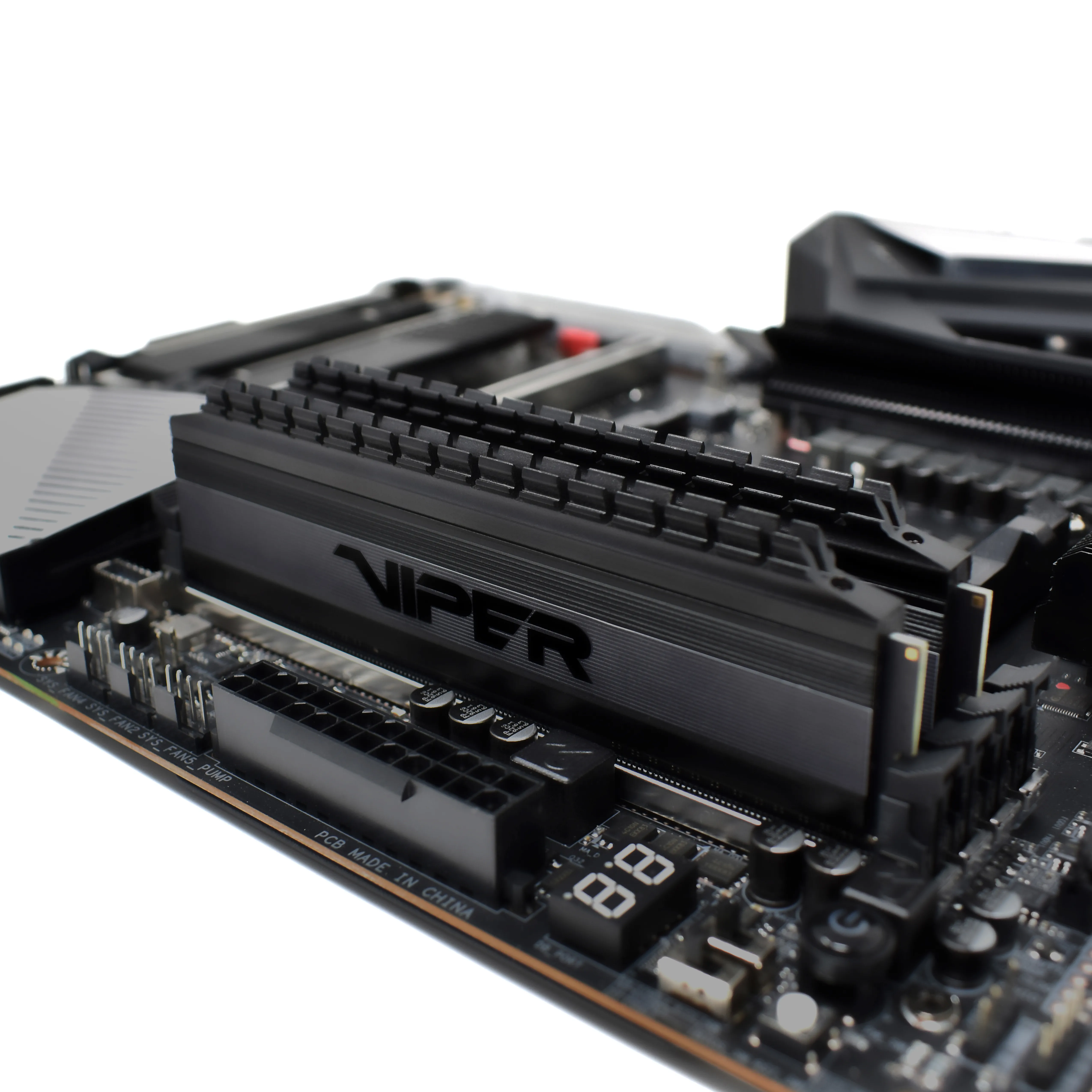 Patriot Viper 4 Blackout 16GB (2 x 8GB) DDR4 3200 MHz, CL16 - memory