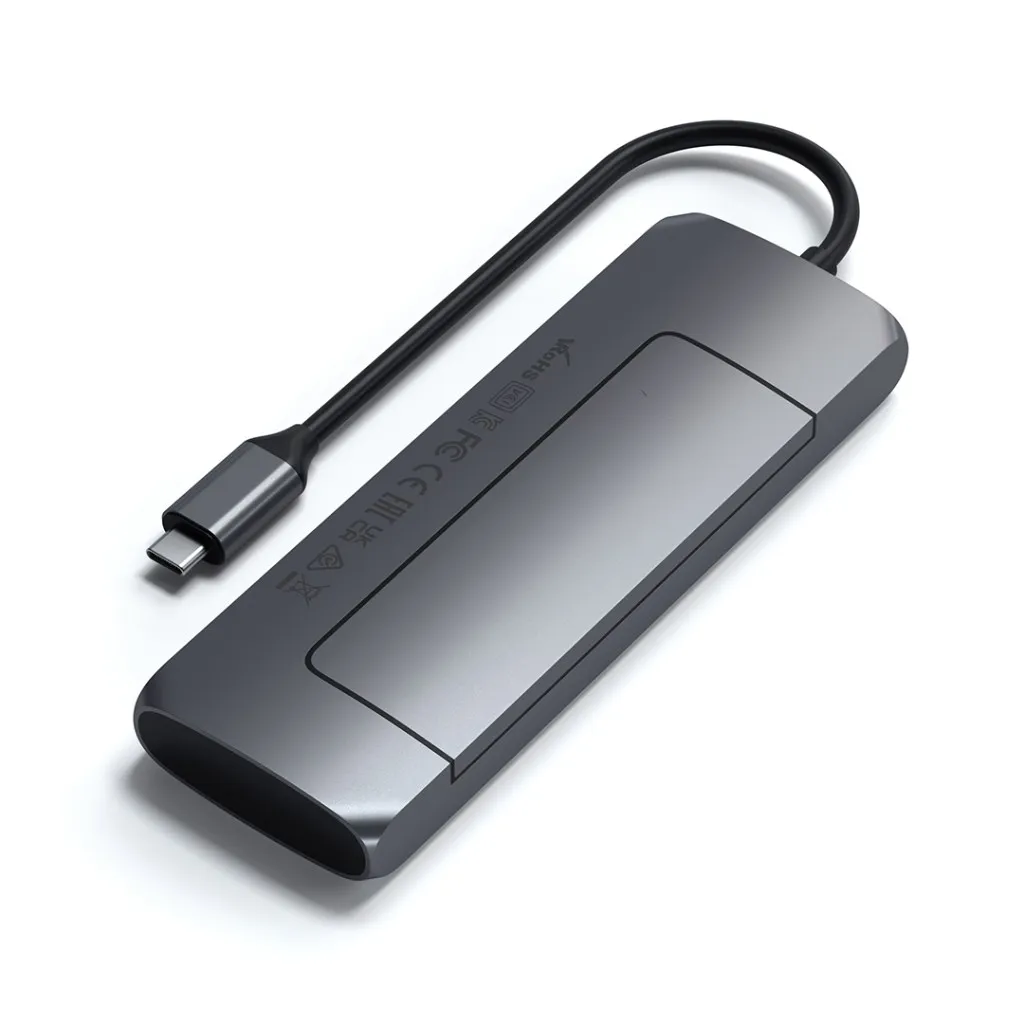 Satechi USB-C HYBRID, jossa on sisäänrakennettu SSD SSD-tallennuslokero, - Avaruusharmaa