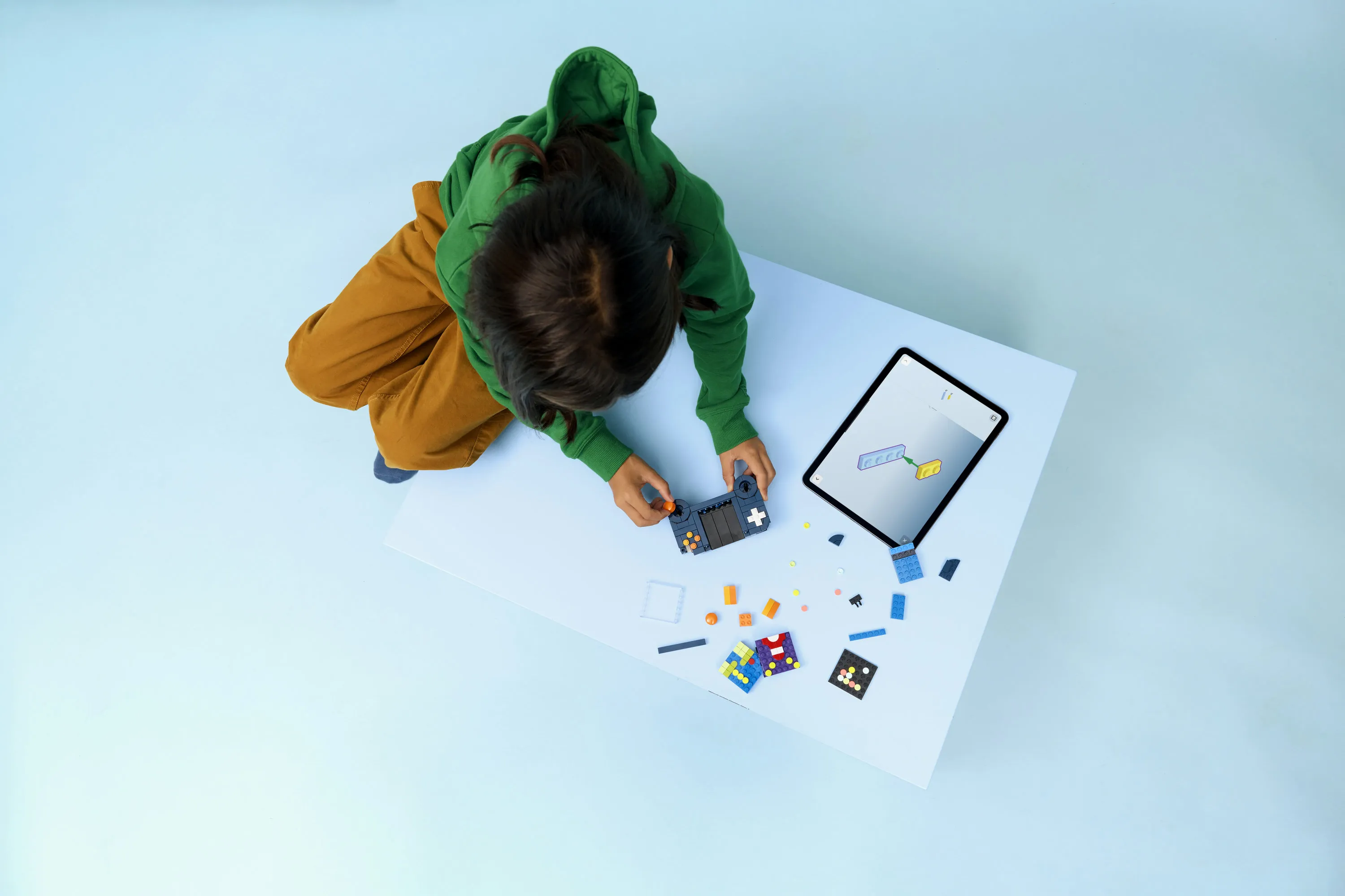 LEGO Creator 3-in-1 Retrotyylinen pelikonsoli 31380