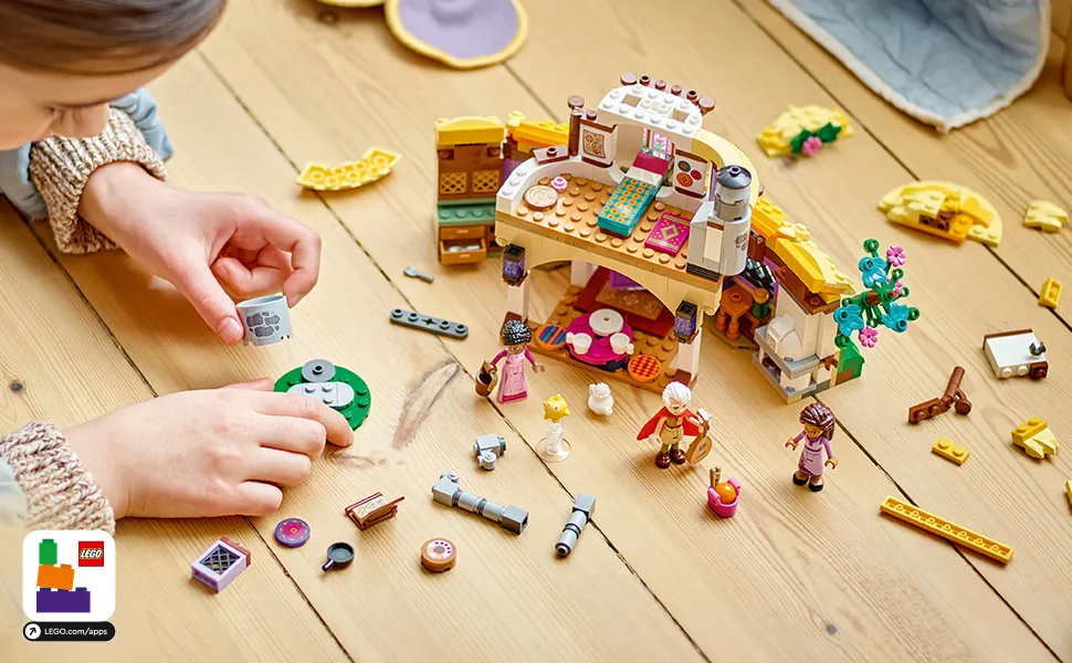 LEGO Disney Wish Asha&rsquo;s Cottage 43231