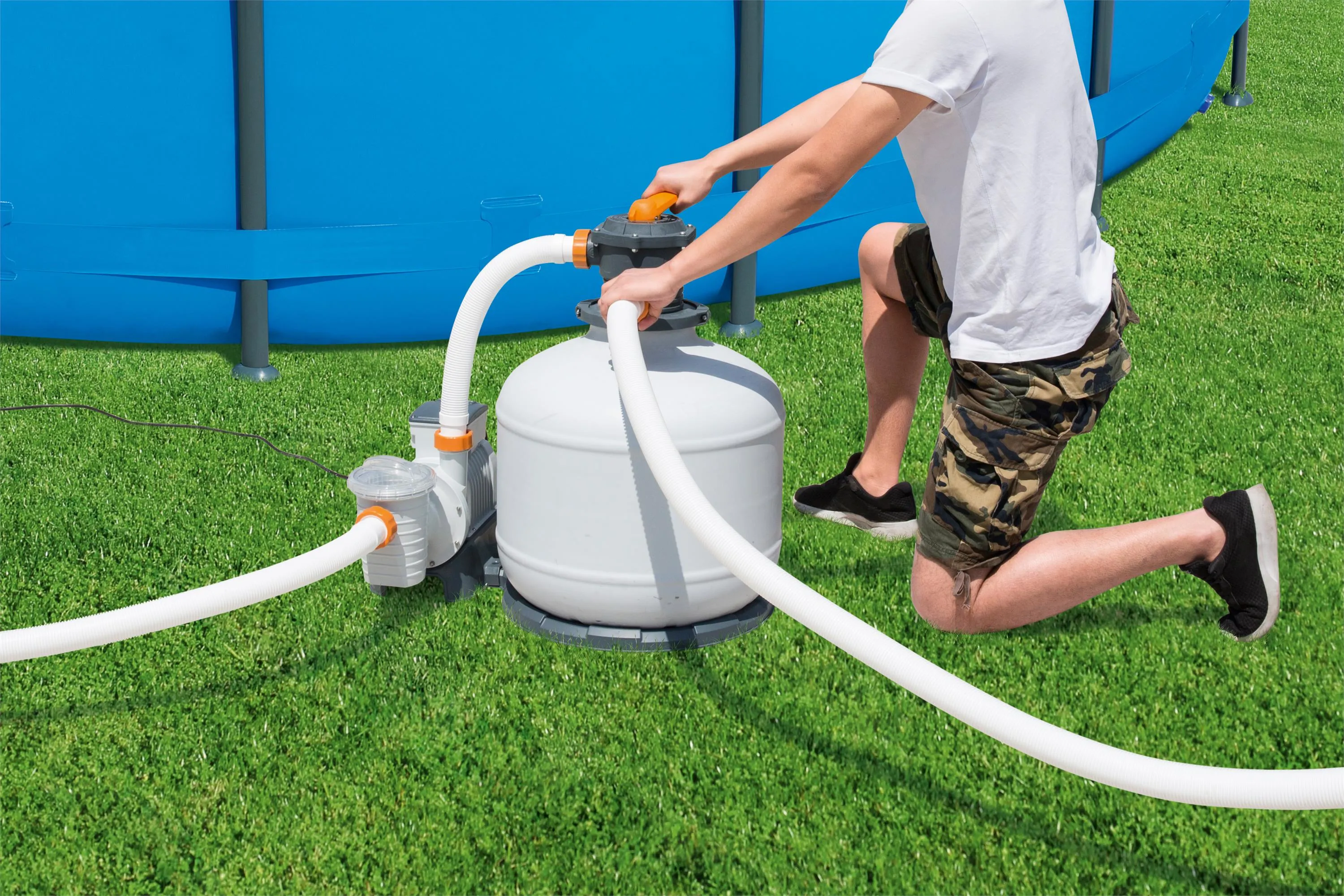 Bestway Flowclear - sand filter pump 11355 l/h