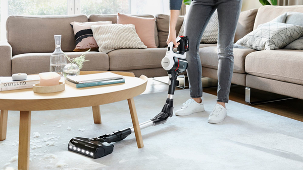 Bosch Unlimited 7 BSS711W -varsi-imuri, valkoinen/musta