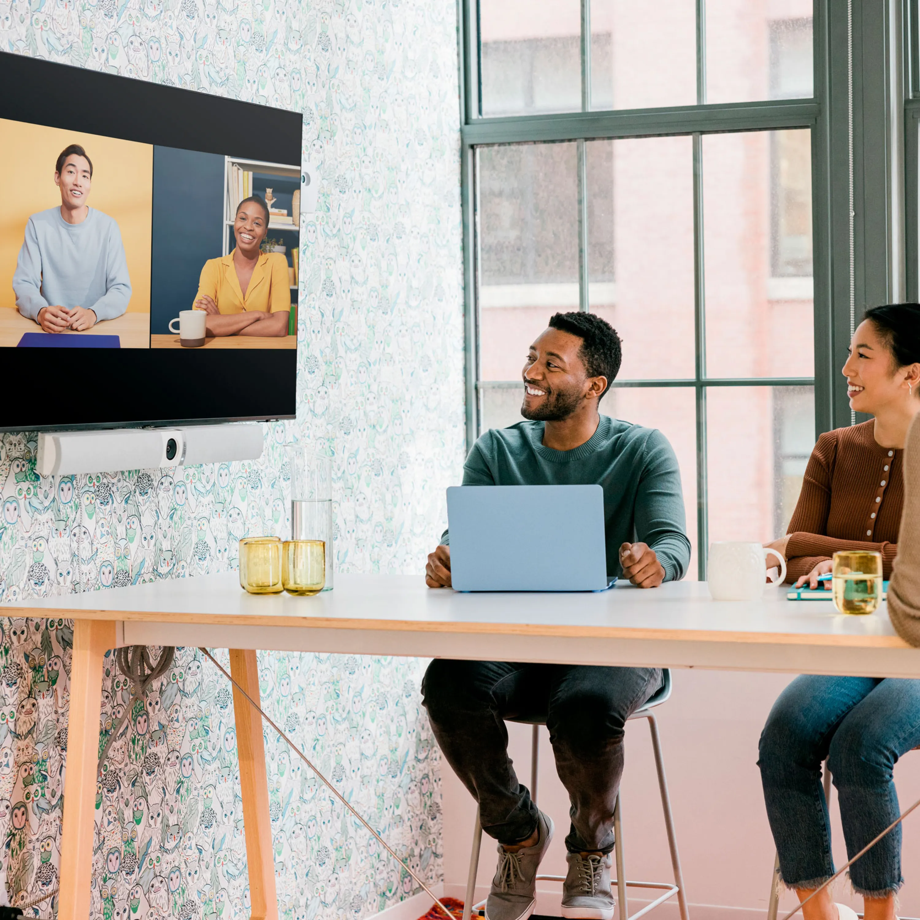 Owl Labs Owl Bar - 4k Video Conferencing Bar with Active Speaker Focu