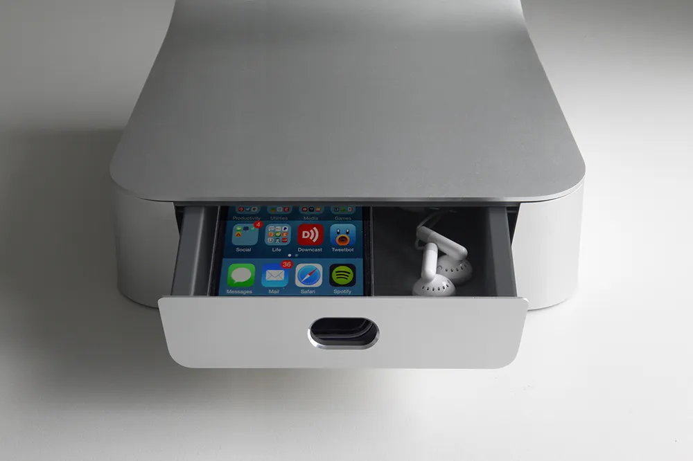 mBase 27" iMac, Space Gray
