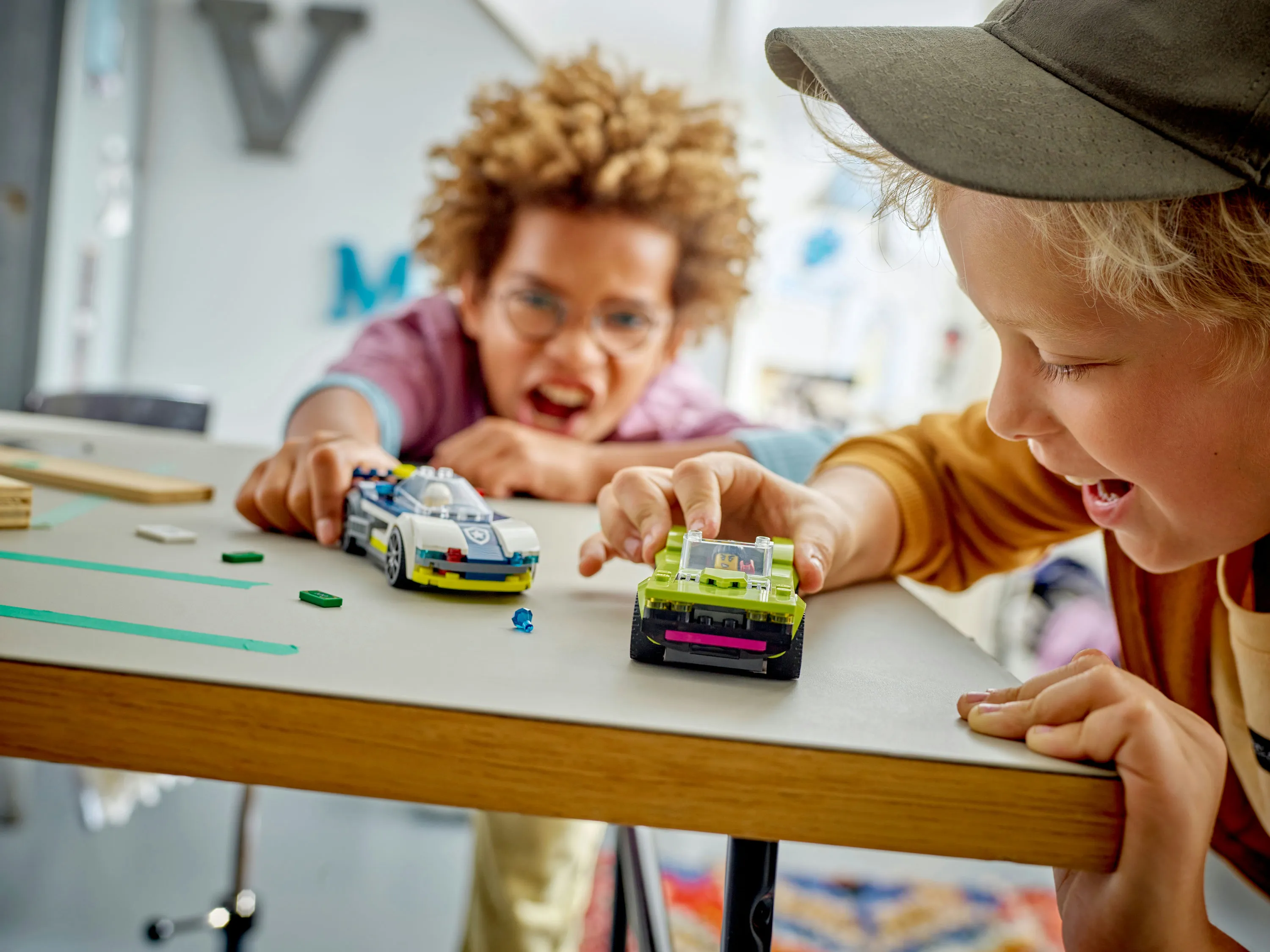 LEGO City Polisbil och muskelbilsjakt 60415