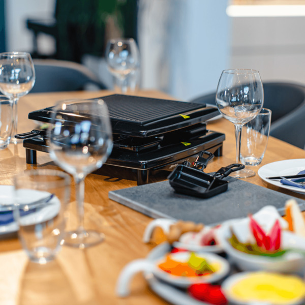 STEBA Raclette RC 3 PLUS 1450 W, musta