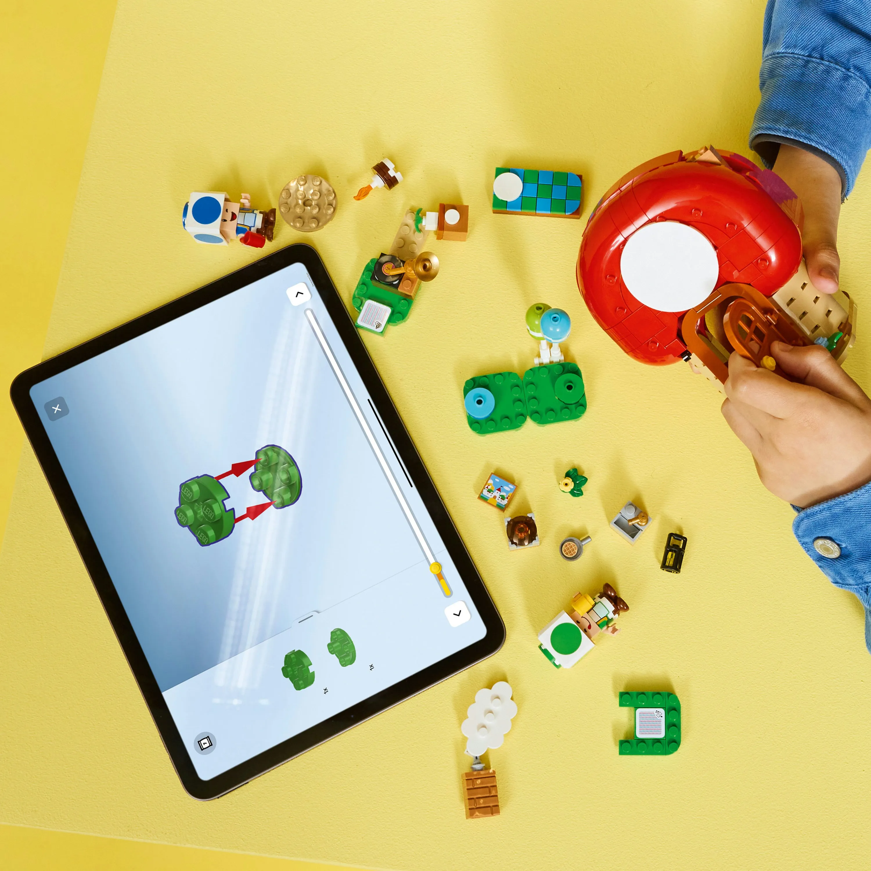 LEGO Super Mario Toad House and Party 72041