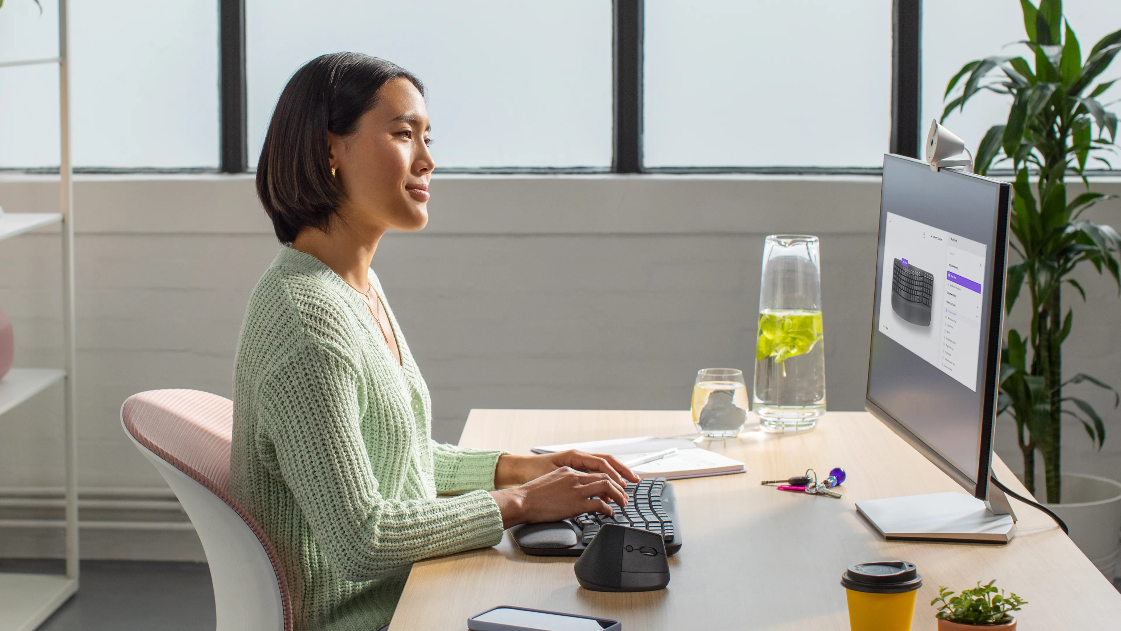 Logitech Wave Keys Wireless Ergonomic Keyboard, Graphite