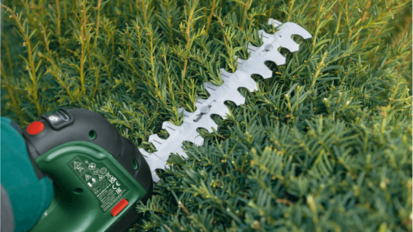 Bosch Advanced Shear 18V-10 Gr&aelig;sklipper/skrubber-kombi