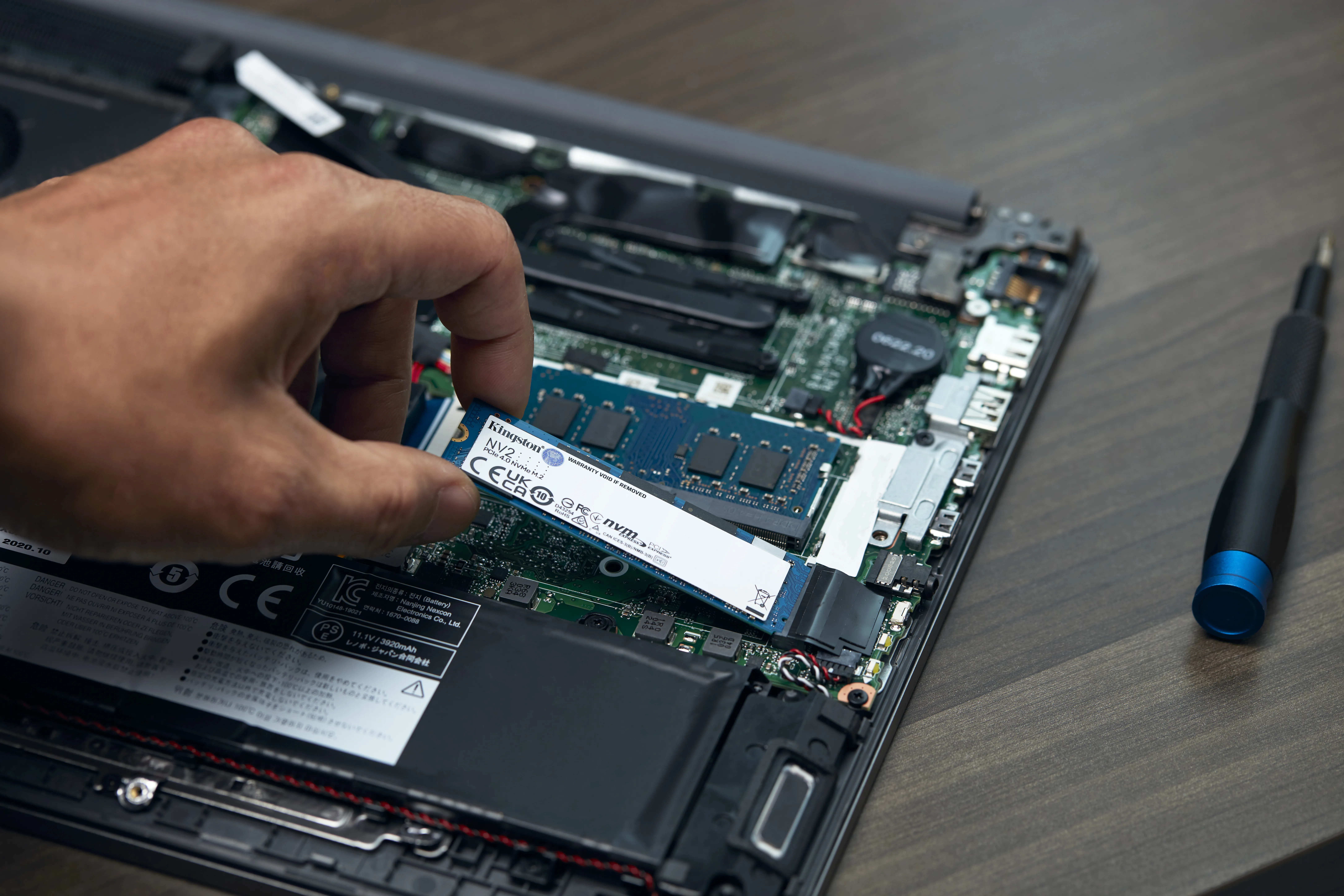 Kingston NV2 4TB, PCIe 4.0, NVMe, M.2 - SSD
