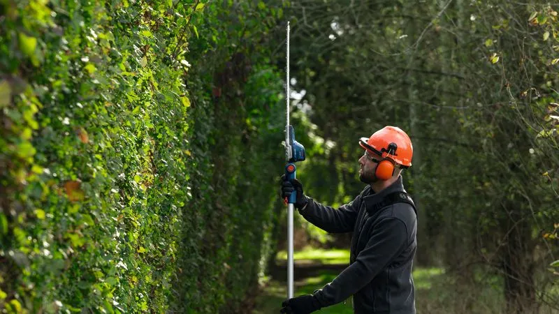 Bosch Professional GHE 18V-50 TP sladdl&ouml;s teleskopisk h&auml;ckklippare