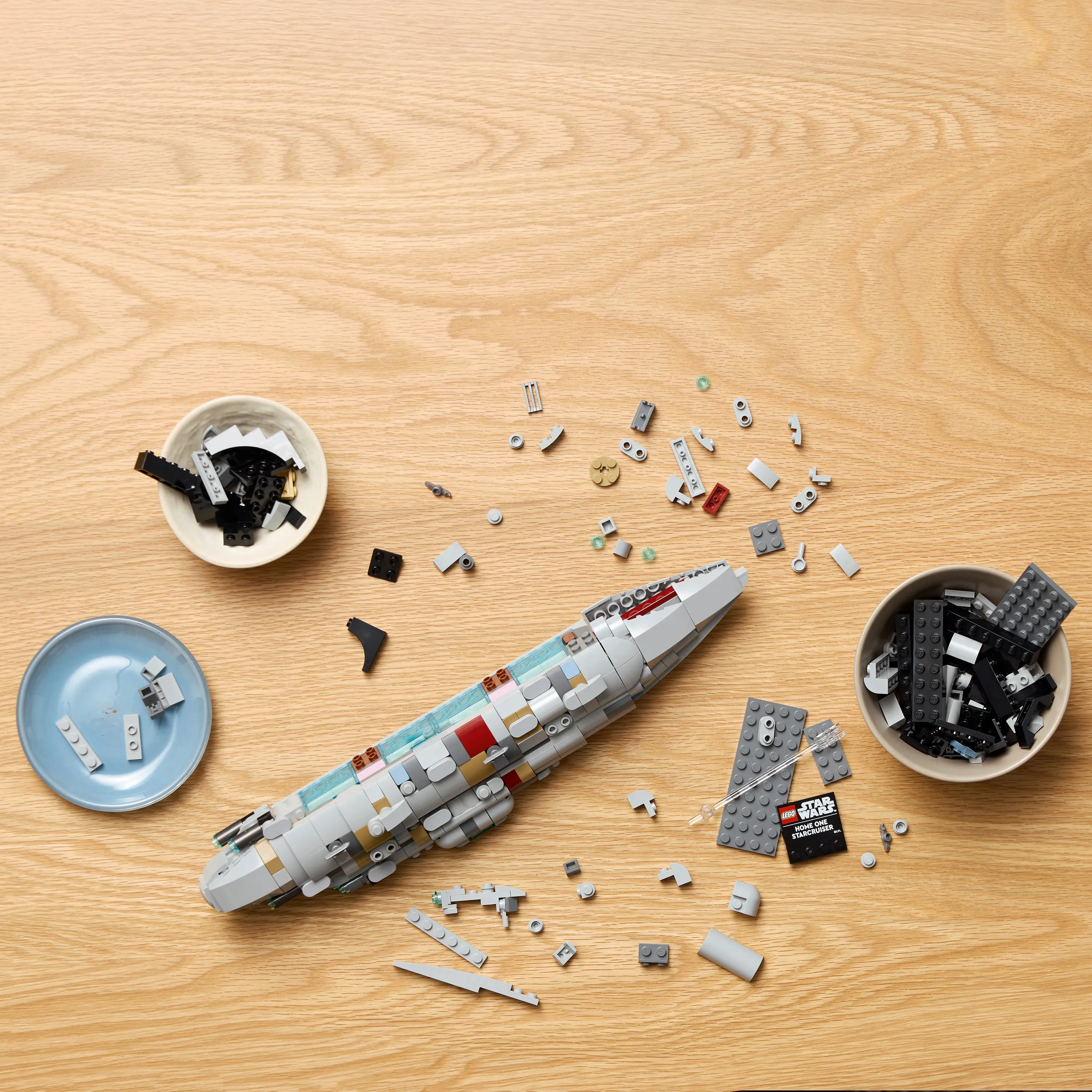 LEGO Star Wars Home One Starfighter Carrier 75405