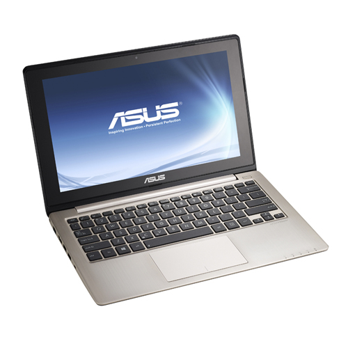 ASUS VivoBook S200E 11.6 TOUCH/i3-3217U/4GB/500GB/WIN8
