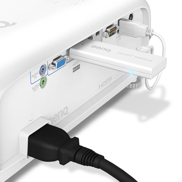 BenQ TK800M - 4K UHD, DLP, 3000 AL, 29dB (eco), 1,5-1,65:1, 4,2kg, Wi-Fi (option)