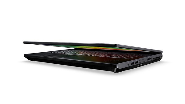 Lenovo ThinkPad P71 17.3" i7-7820HQ, 16 GB, 512 GB SSD, NVIDIA Quadro P3000, Win 10 Pro - b&auml;rbar dator, Svart