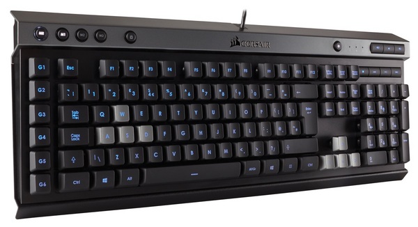 CORSAIR K40 Performance Gaming Keyboard Nordic