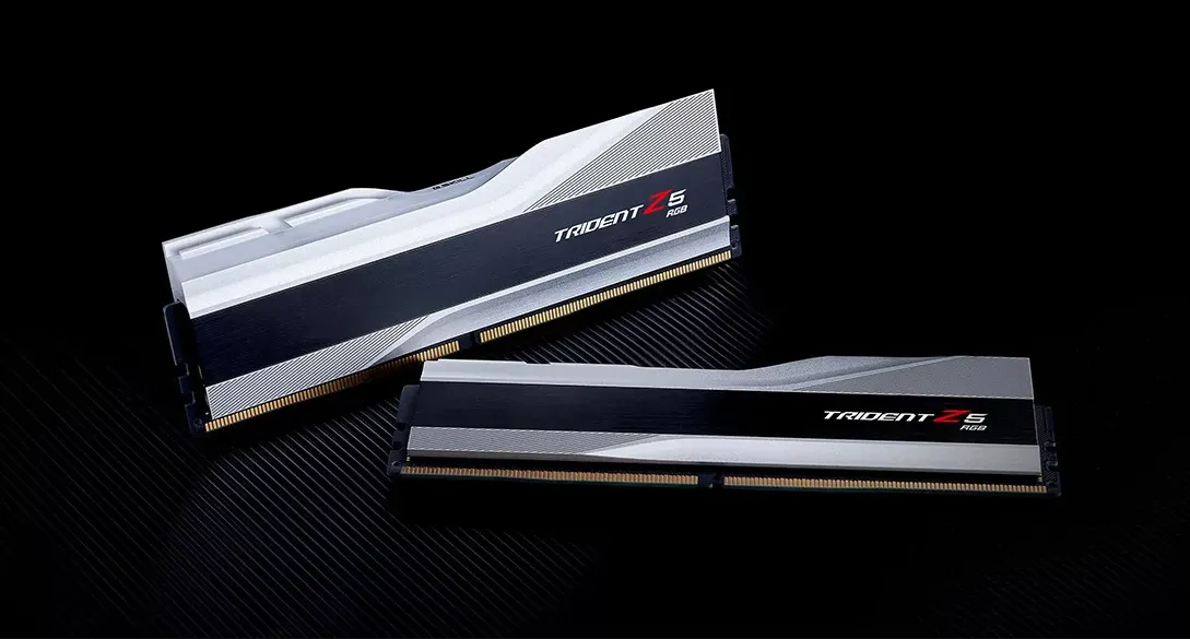 G.Skill DDR5 - 48GB - 8000 - CL - 40 (2x 24 GB) dual kit, RAM (silver, F5-8000J4048F24GX2-TZ5RS, Trident Z5 RGB, INTEL XMP)