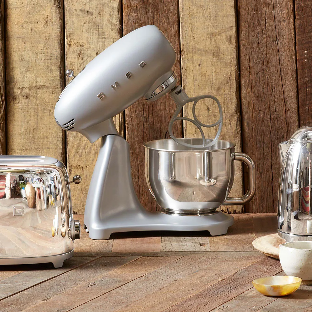 Smeg 50's Style -keittiökone, Hopea
