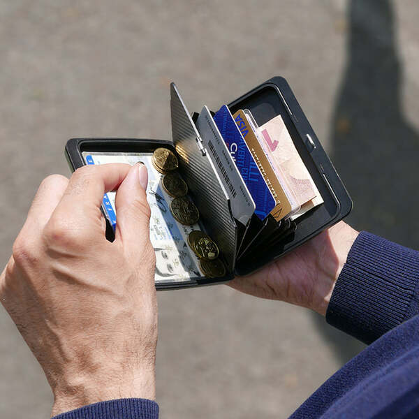 &Ouml;GON Smart Case Large V2 Zig Zag