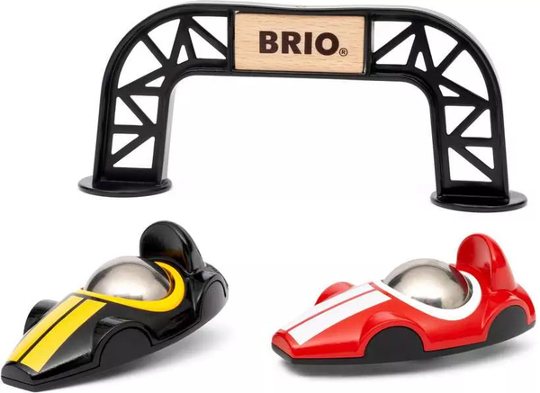 BRIO racetrack tower with two racing cars, toy vehicle