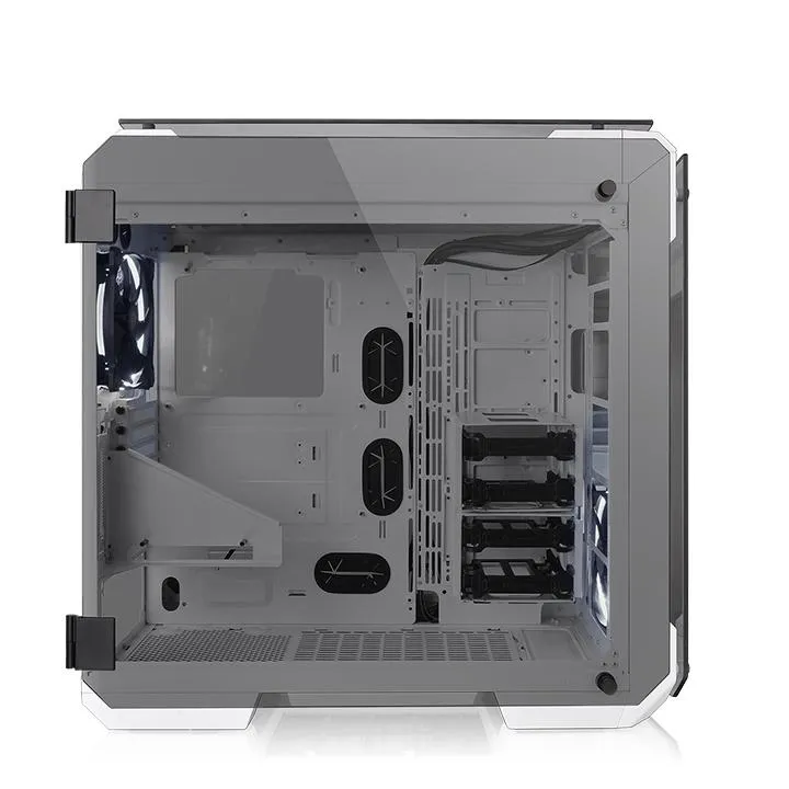 Thermaltake View 71 Tempered Glass Snow Edition -t&auml;ystornikotelo ikkunalla, valkoinen