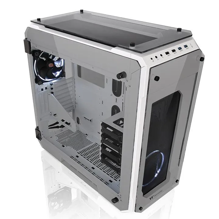 Thermaltake View 71 Tempered Glass Snow Edition -t&auml;ystornikotelo ikkunalla, valkoinen