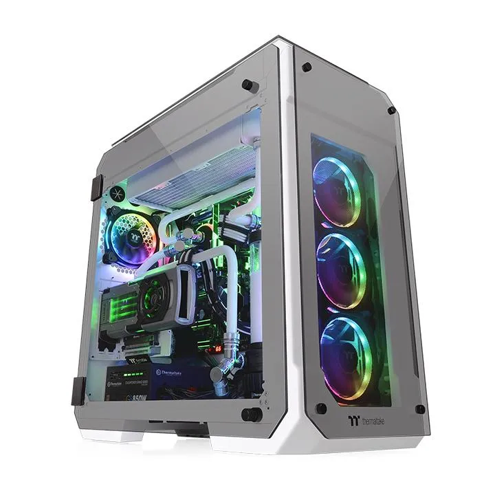 Thermaltake View 71 Tempered Glass Snow Edition -t&auml;ystornikotelo ikkunalla, valkoinen