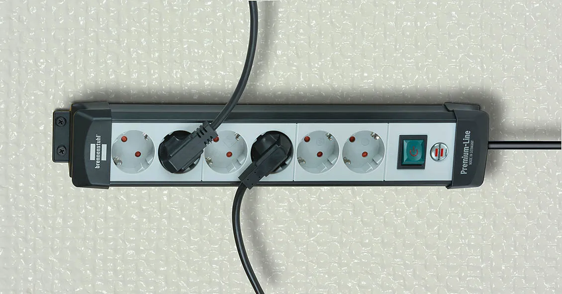 Brennenstuhl Premium-Line Power Strip 8-way, 3m cable, Black/White