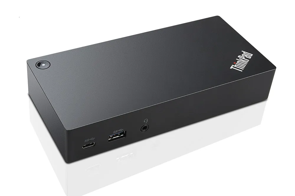 ThinkPad USB-C Dock. Tyylik&auml;s, pienikokoinen ja tukeva vaakasuoraan asennettava USB-C -porttitoistin, jonka kautta ladataan my&ouml;s kannettavan akkua.  Voidaan lii