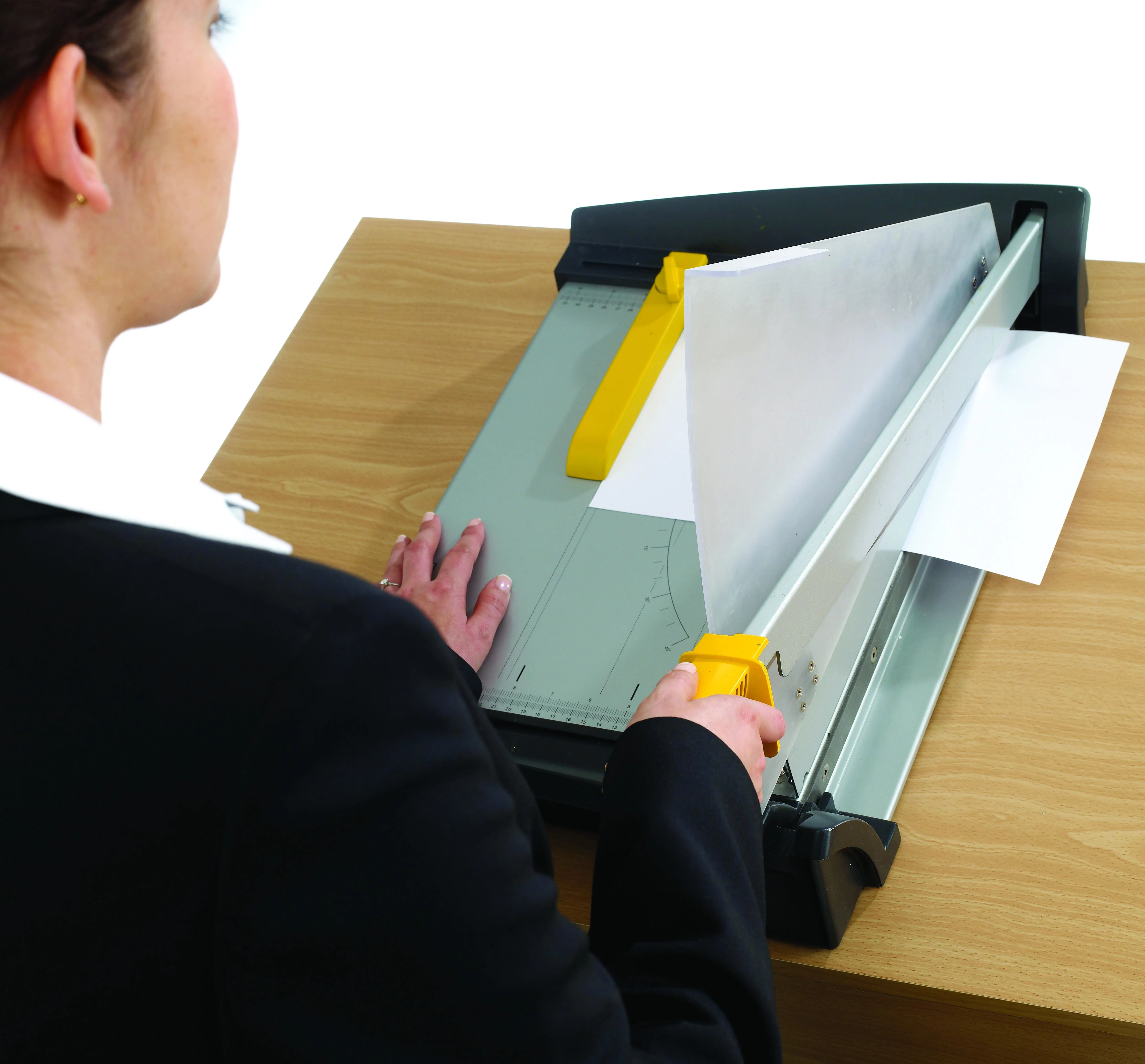 FELLOWES PLASMA A3 PAPER GUILLOTINE
