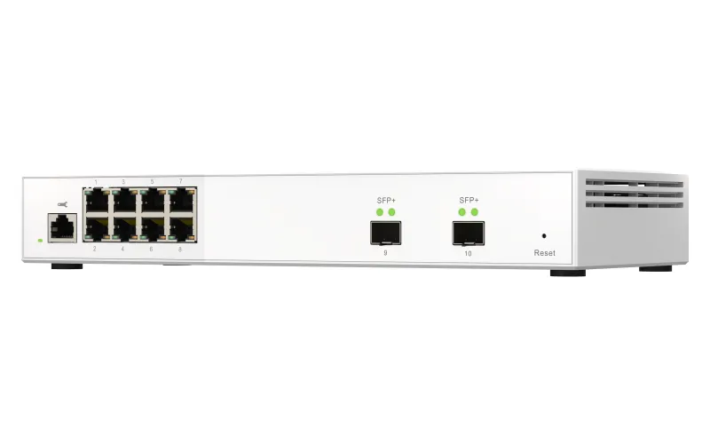 QNAP QSW-M2108-2S Switch 4GB 8 port 2,5Gbps 2 port 10Gbps SFP+