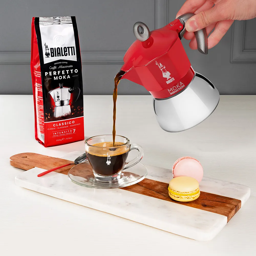 Bialetti Moka Induction -espressokeitin, punainen, 4 kuppia