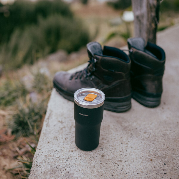 Fiskars On-the-Go termosmuki 0,5 litraa musta