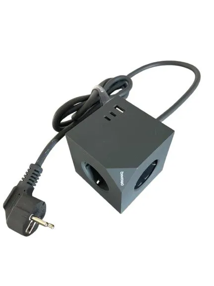 MICROCONNECT Power Cube - haaroitinrasia, jossa on 3 Schuko-pistorasiaa, 2 USB-C- ja 1 USB-A-liit&auml;nt&auml;&auml;, magneettikiinnitys ja 1,5 metrin johto, harmaa