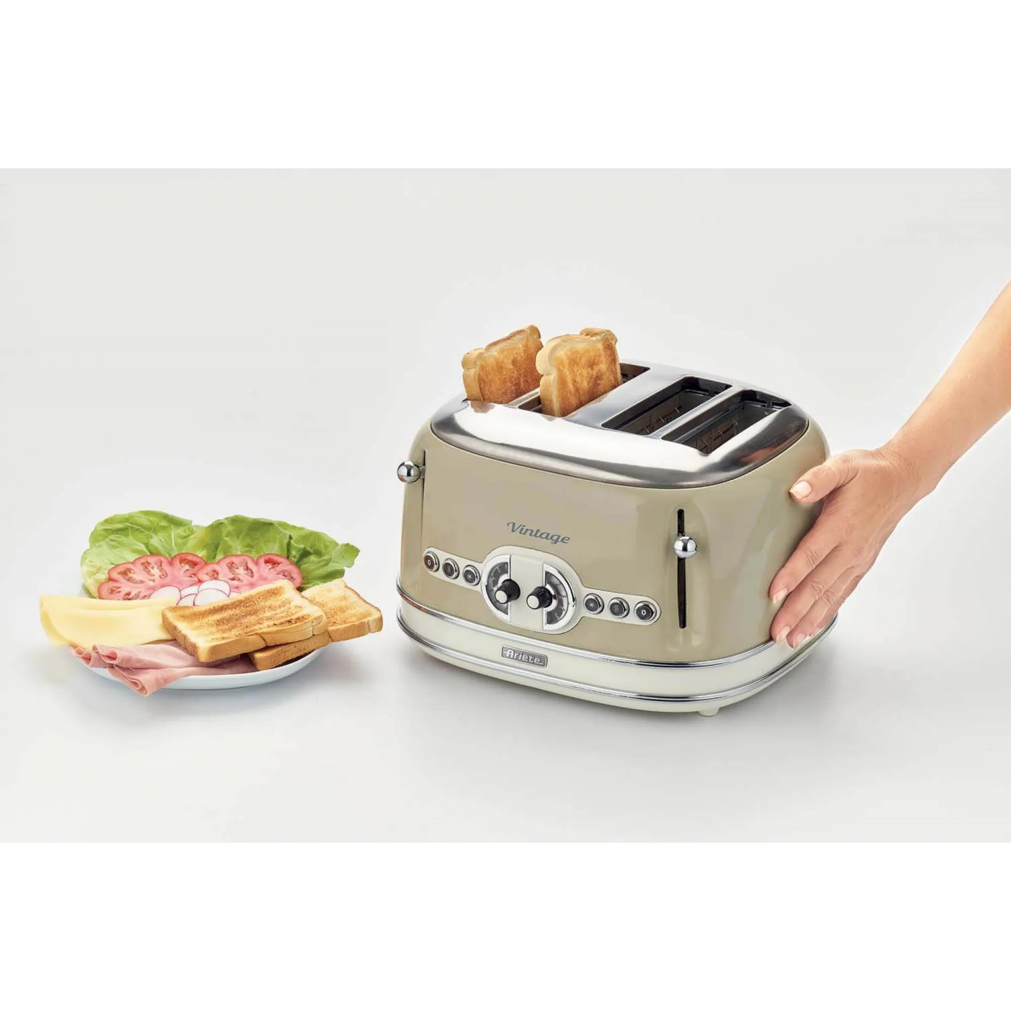Ariete Vintage 4-slot toaster 156 (beige, 1,600 watts, for 4 slices of toast)