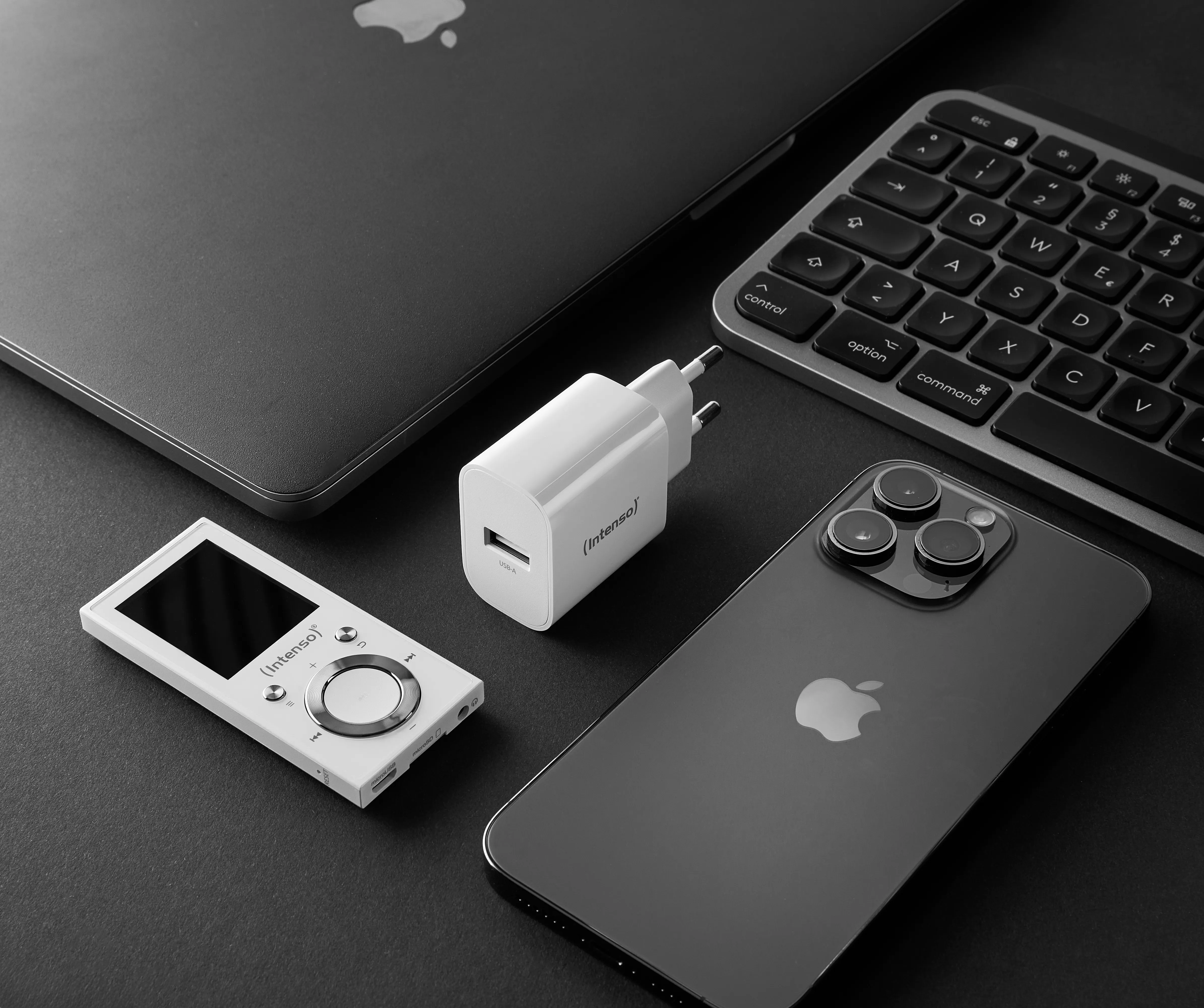 Intenso Power Adapter 1x USB-A 5W White