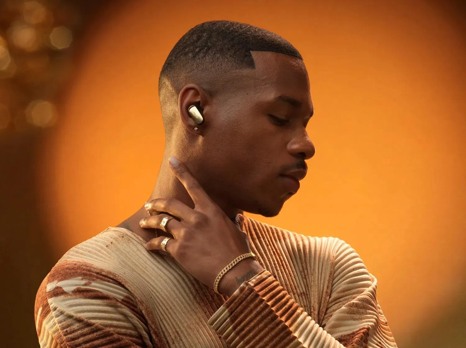 Bose QuietComfort Ultra (Gen 2) Wireless Earbuds, White