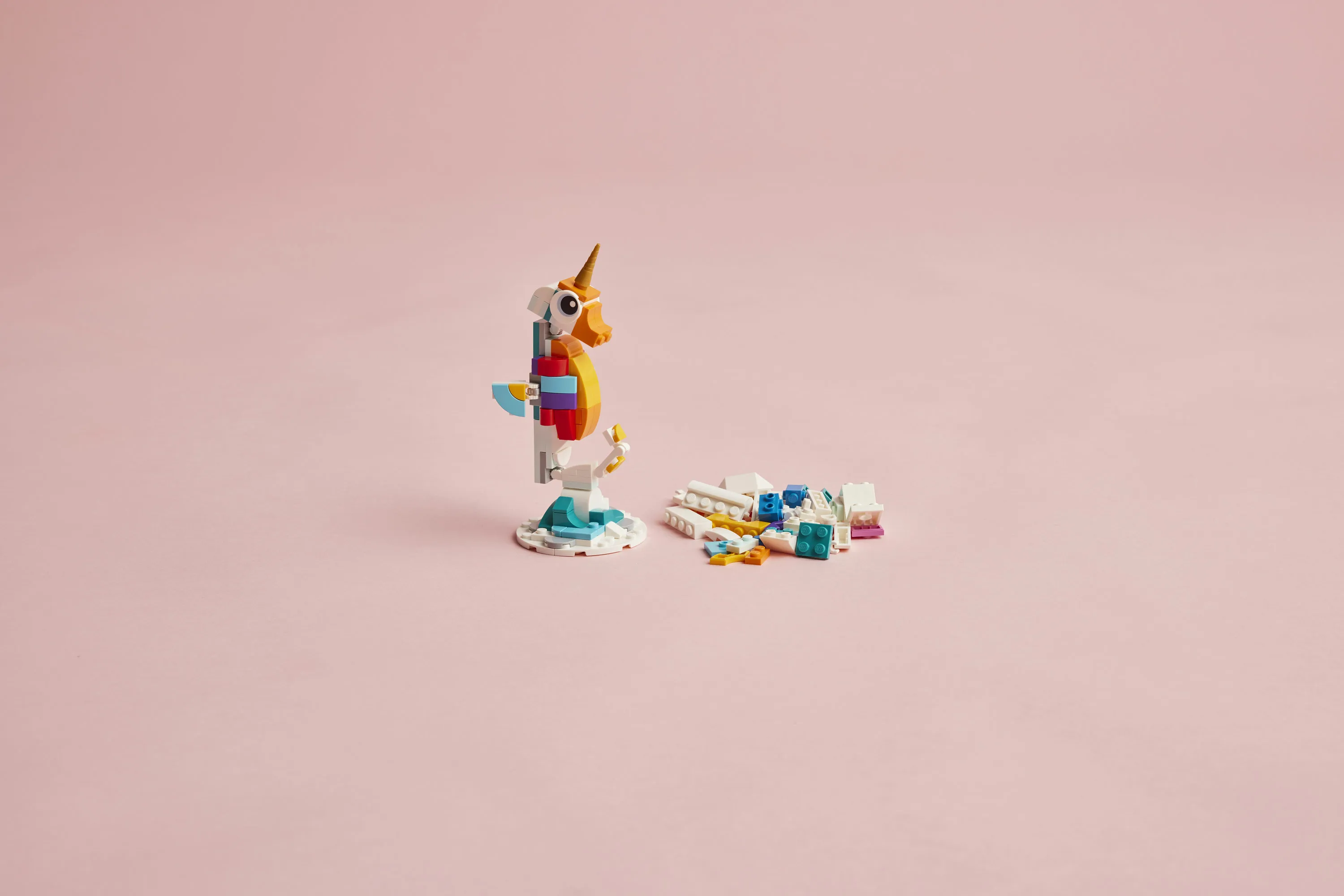 LEGO Creator Magical Unicorn 31140