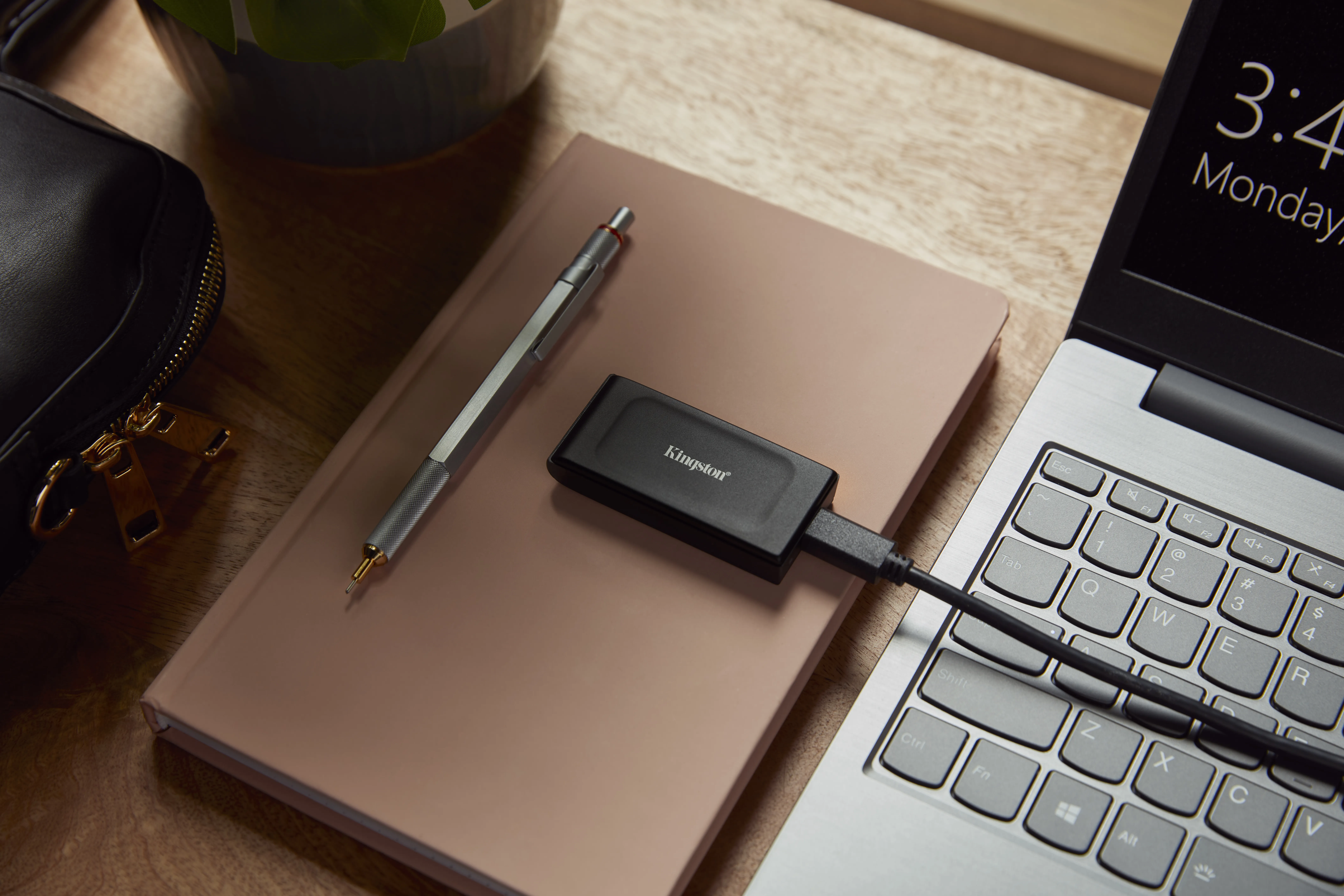 Kingston XS1000 2 TB USB-C - extern SSD, Svart