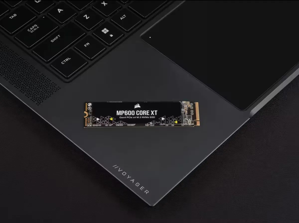 Corsair MP600 CORE XT 4 Tt, PCIe 4.0, M.2 -SSD-levy